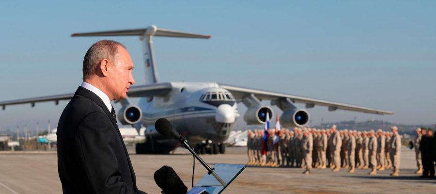 الطيران الروسي يبدأ قصفاً على إدلب استهدف تجمعات سكنية ومواقع لمعارضي «الأسد»