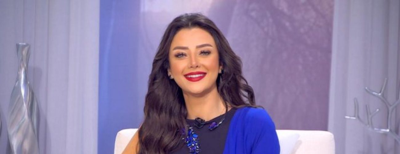 رضوى الشربيني رد فيديو بلوق