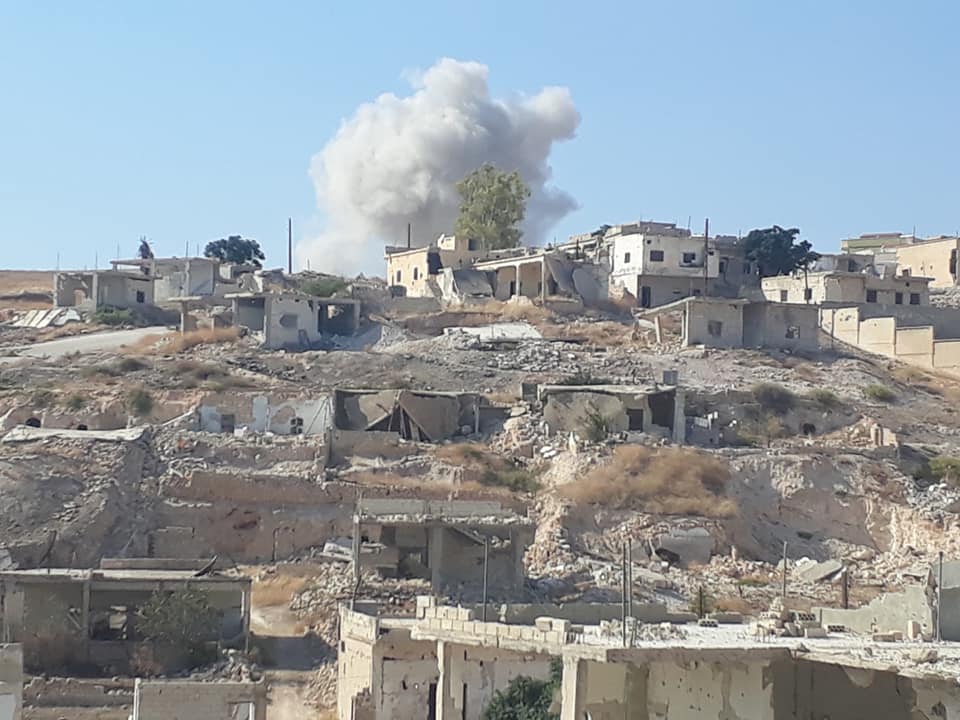 تسجيلٌ مصوَّر يظهر استهداف كوادر الخوذ البيضاء