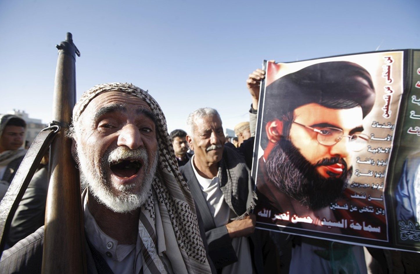 حزب الله أداة إيران الأقوى في توسيع نفوذها الإقليمي/ REUTERS