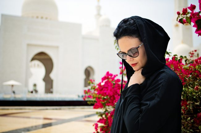 جاهلية القرن الحادي والعشرين.. ما زال العرب يعبدون الأصنام!