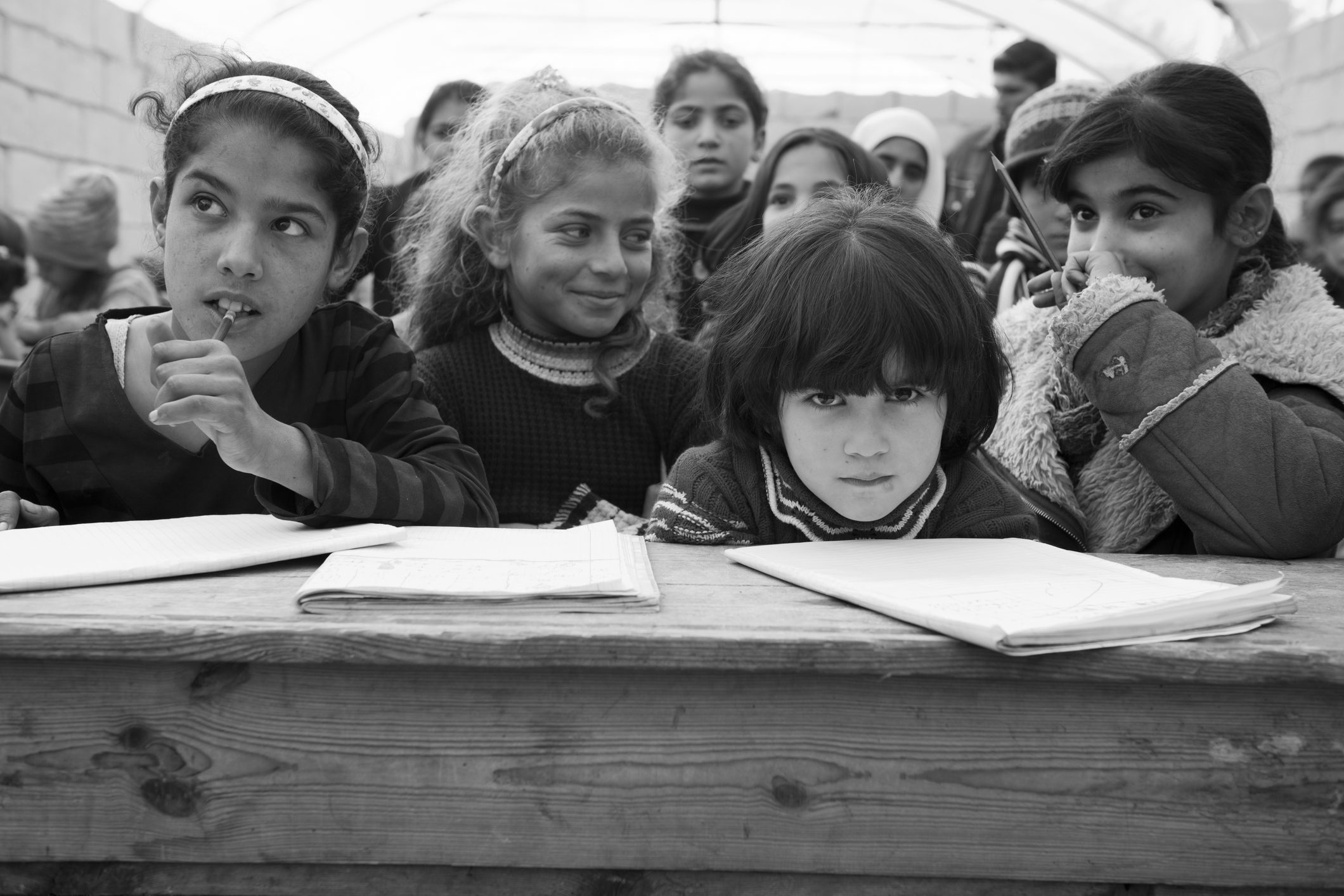 السوريون يقبلون عليها والأسد يشرف شخصياً على أول مدرسة داخلية لتدريسها في دمشق.. اللغة الروسية تكتسح التعليم السوري