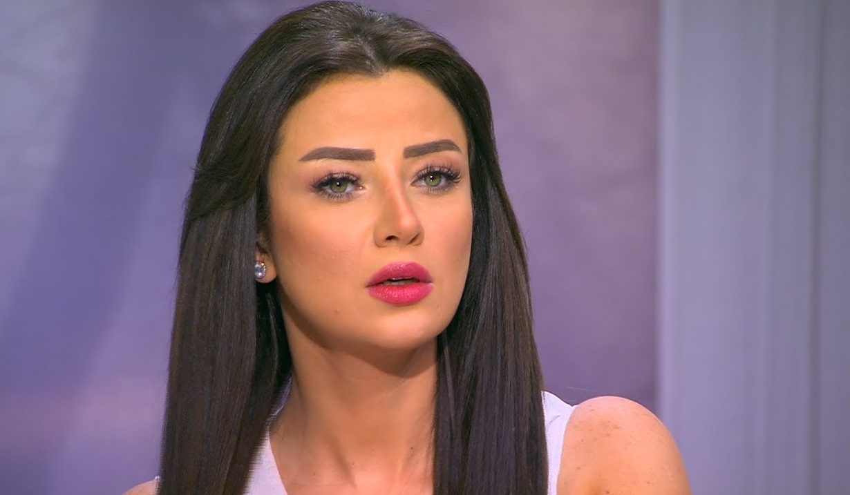 لم أشاهدها إلا بعد الهجوم عليها..  أنا رجل وأدعم رضوى الشربيني لهذه الأسباب