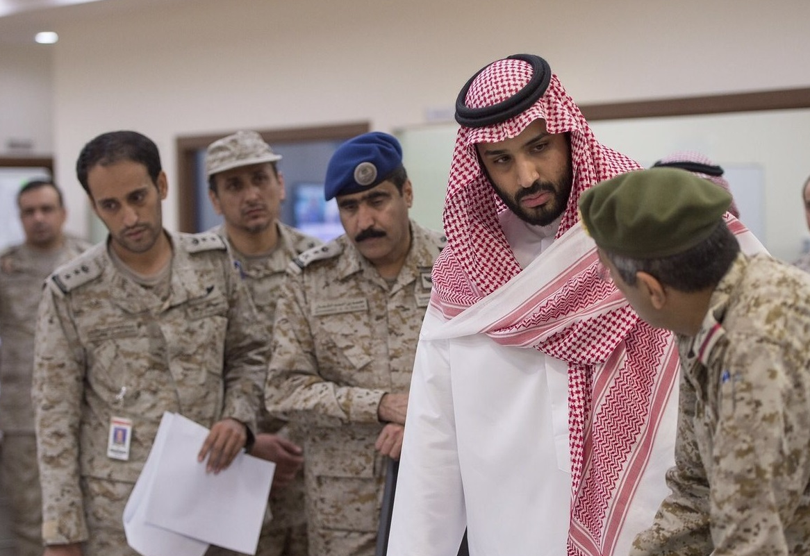 الصاروخ الواحد يكلفها 3 مليون دولار.. هل يُعيد ولي العهد السعودي الكرامة لبلده بإنهاء حرب اليمن الوحشية؟