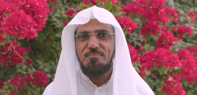 نشأ في بيئة سلفية متشددة تؤله الحاكم.. ما الذي جعل سلمان العودة مُختلفاً عن شيوخ بلاده بالسعودية؟