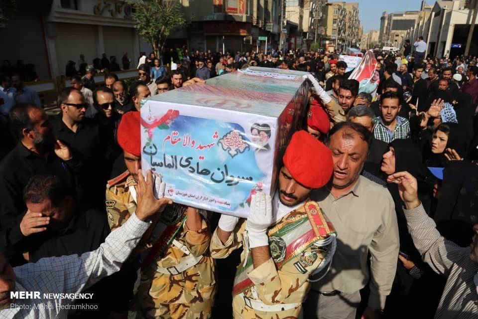 تصريجات لافتة لنائب قائد الجيش الإيراني خلال الجنازة