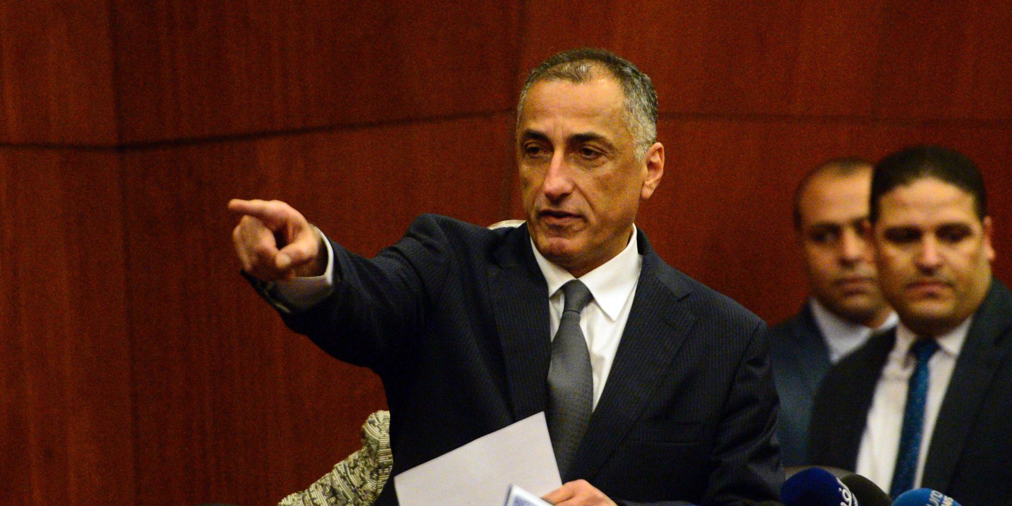 صانعي السياسات المالية المصرية يواجهون خيارات صعبة 