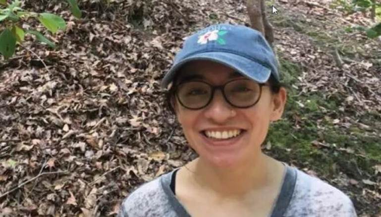 طالبة أميركية محتجزة  في مطار بن غوريون وممنوعة من دخول إسرائيل