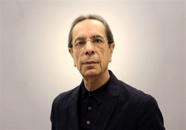 الروائي والصحافي ربعي المدهون يستقيل من الشرق الأوسط احتجاجاً على «جريمة القنصلية