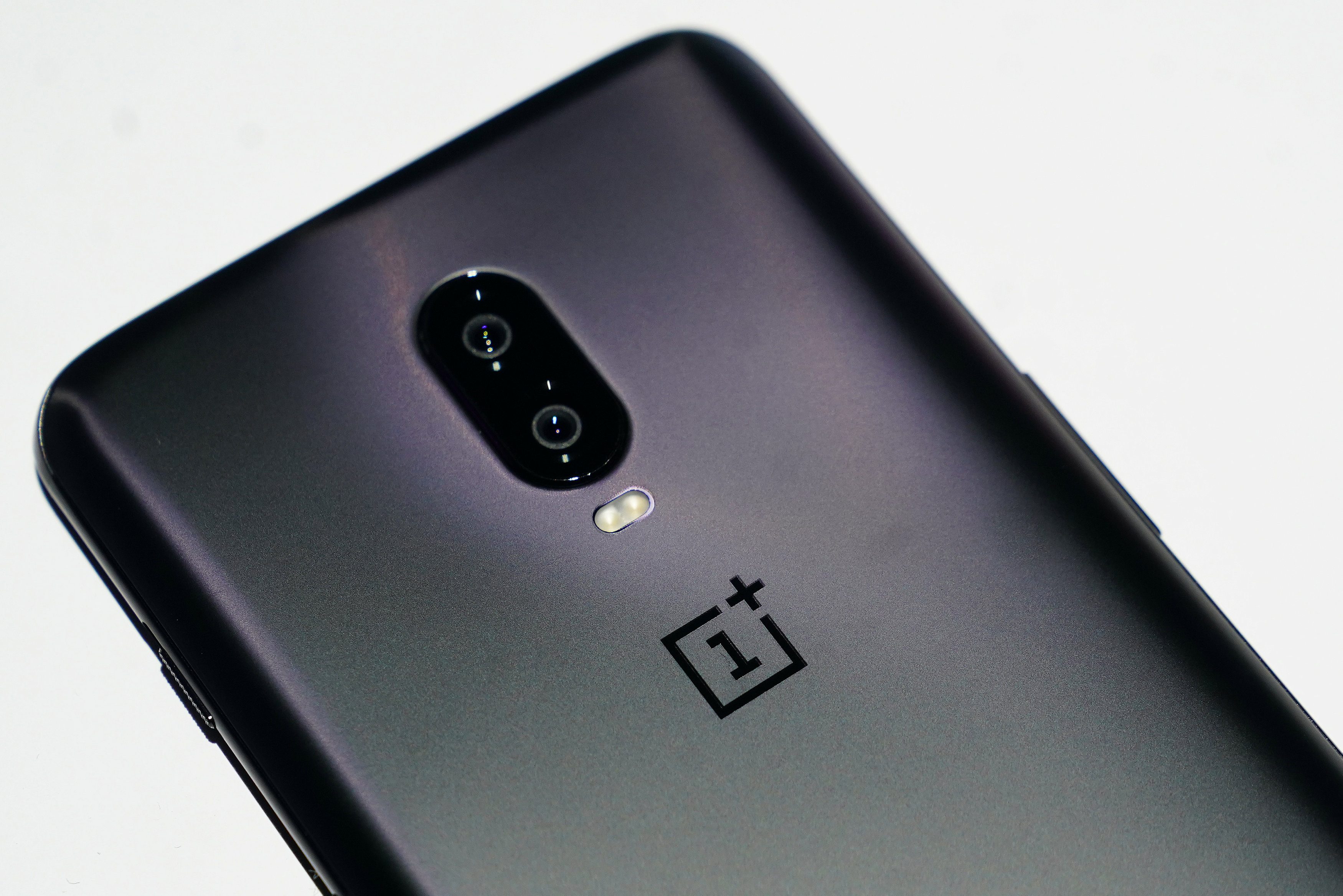 هاتف OnePlus 6T 