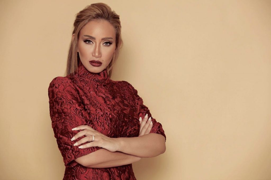 ريهام سعيد الآن مقدمة برنامج "صبايا الخير"
