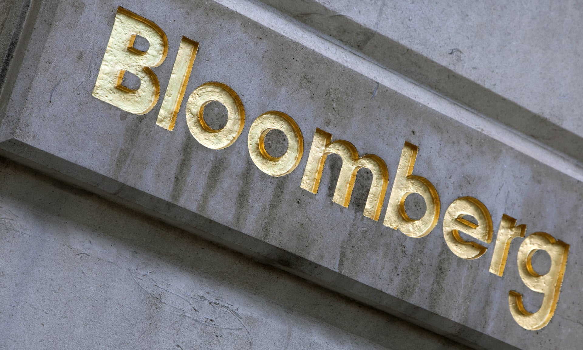 بلومبيرغ تطلق نسختها العربية