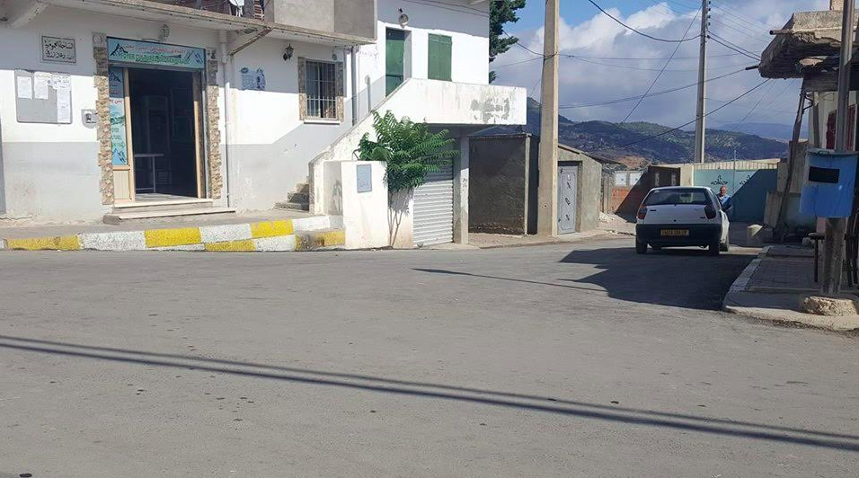 الشوارع خالية من السكان