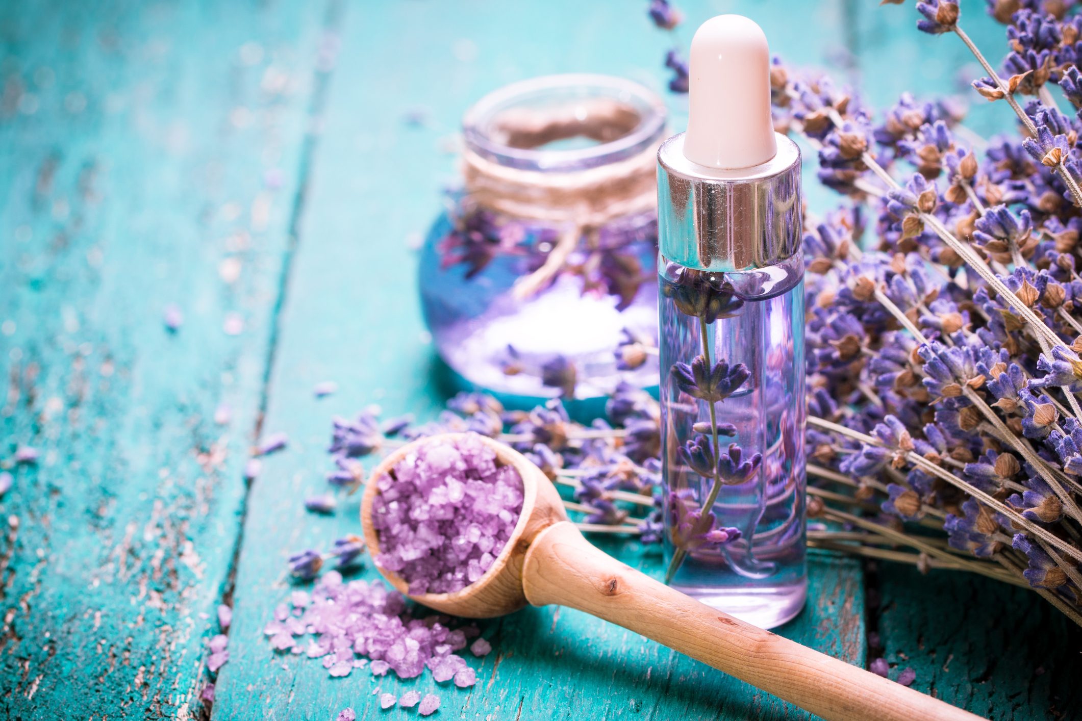 iStock/  زيت اللافاندر الخاص بالاستحمام