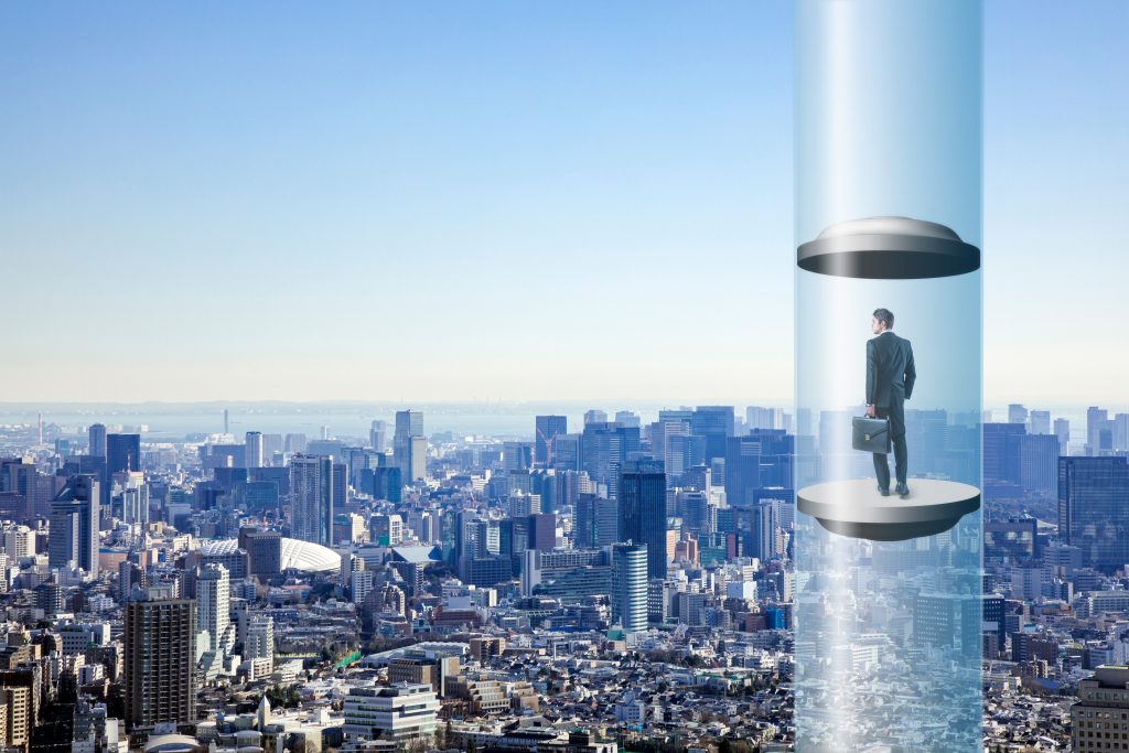 هل يسافر الإنسان عبر مصعد فضائي؟