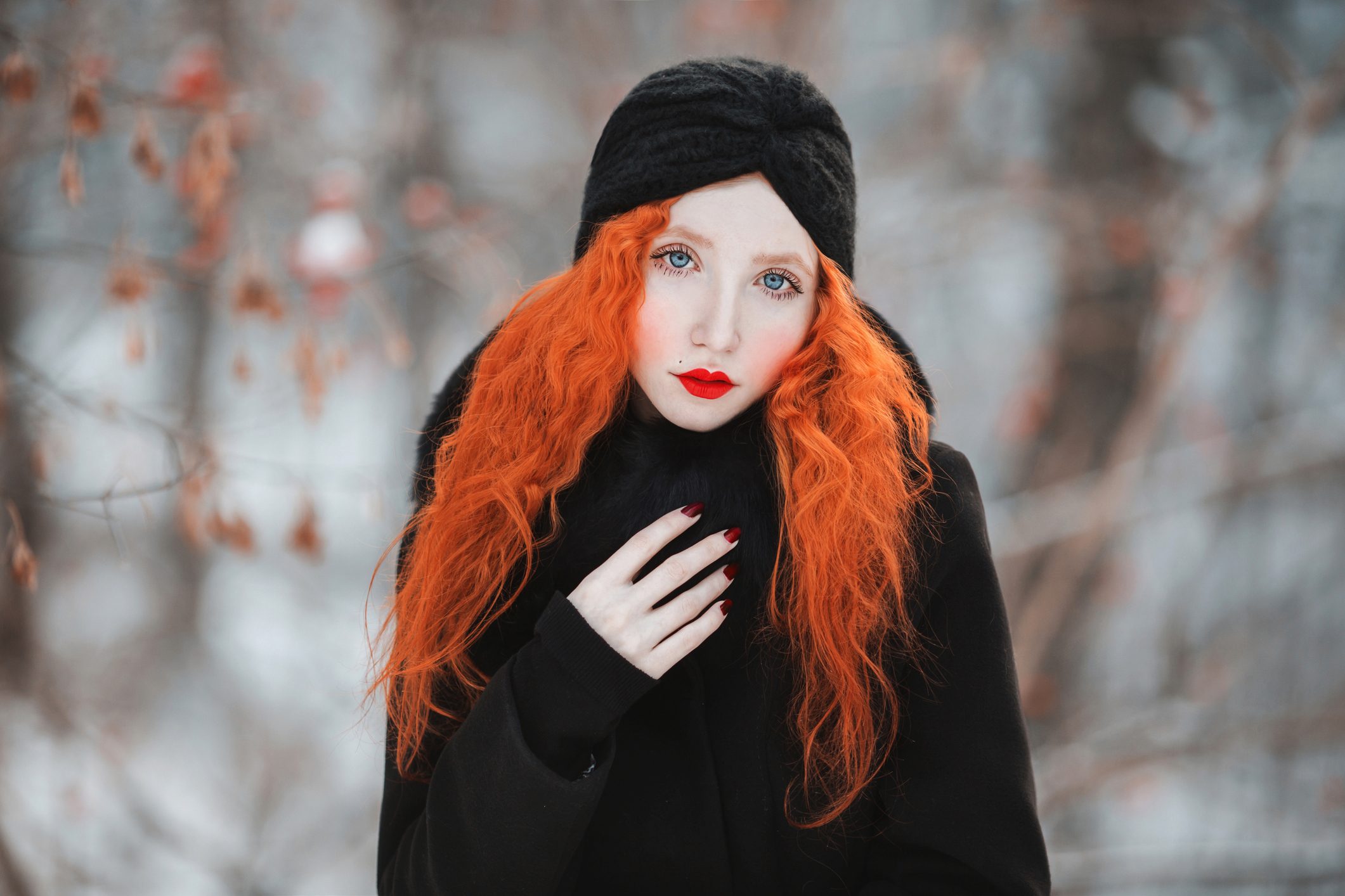 كريم الأساس الخفيف