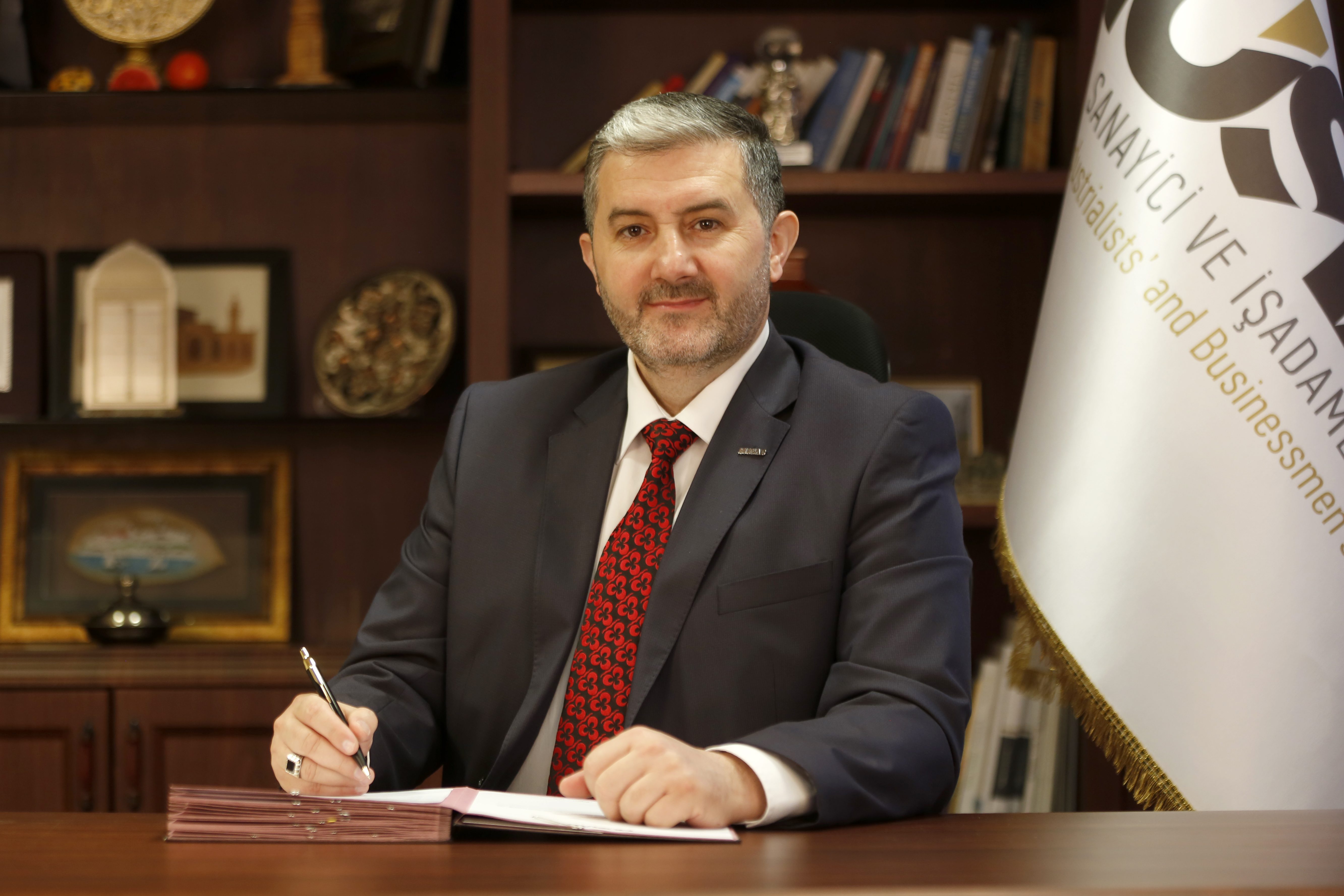 رئيس رابطة الصناعيين ورجال الأعمال المستقلين في تركيا عبد الرحمن كآن