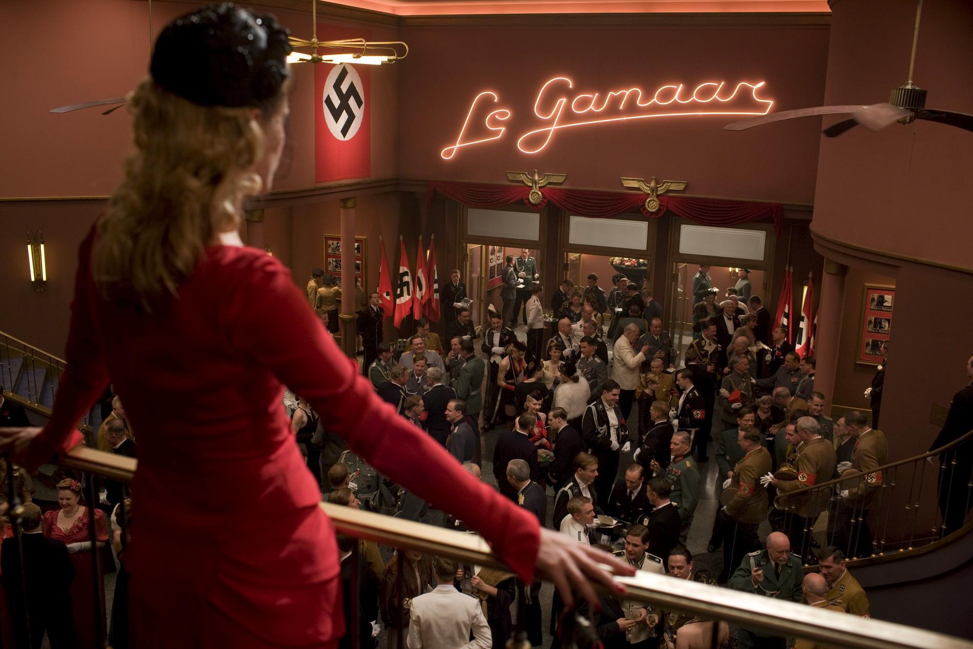 Socia Media/  فيلم Inglourious Bastards