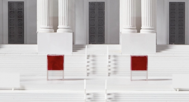 وهل يفرق دم كايت موس عن اللاجئة السورية؟ فنان بريطاني يجمّد أطناناً من الدم ليقول تحت الجلد كلنا متساوون