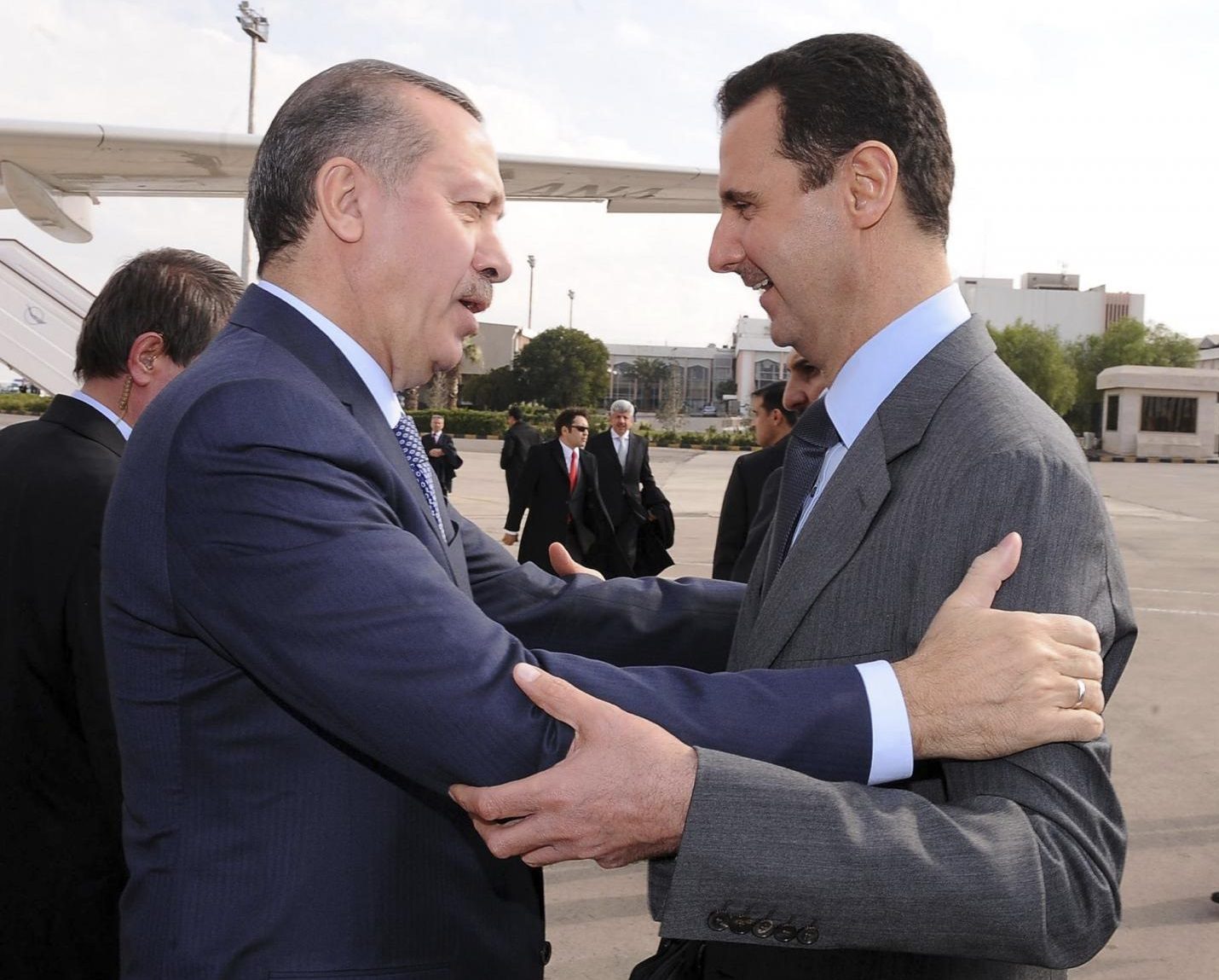 إصلاح العلاقات مع الأسد وعقد صفقة مع روسيا وإيران.. ما الذي ستفعله تركيا في سوريا الفترة المقبلة؟