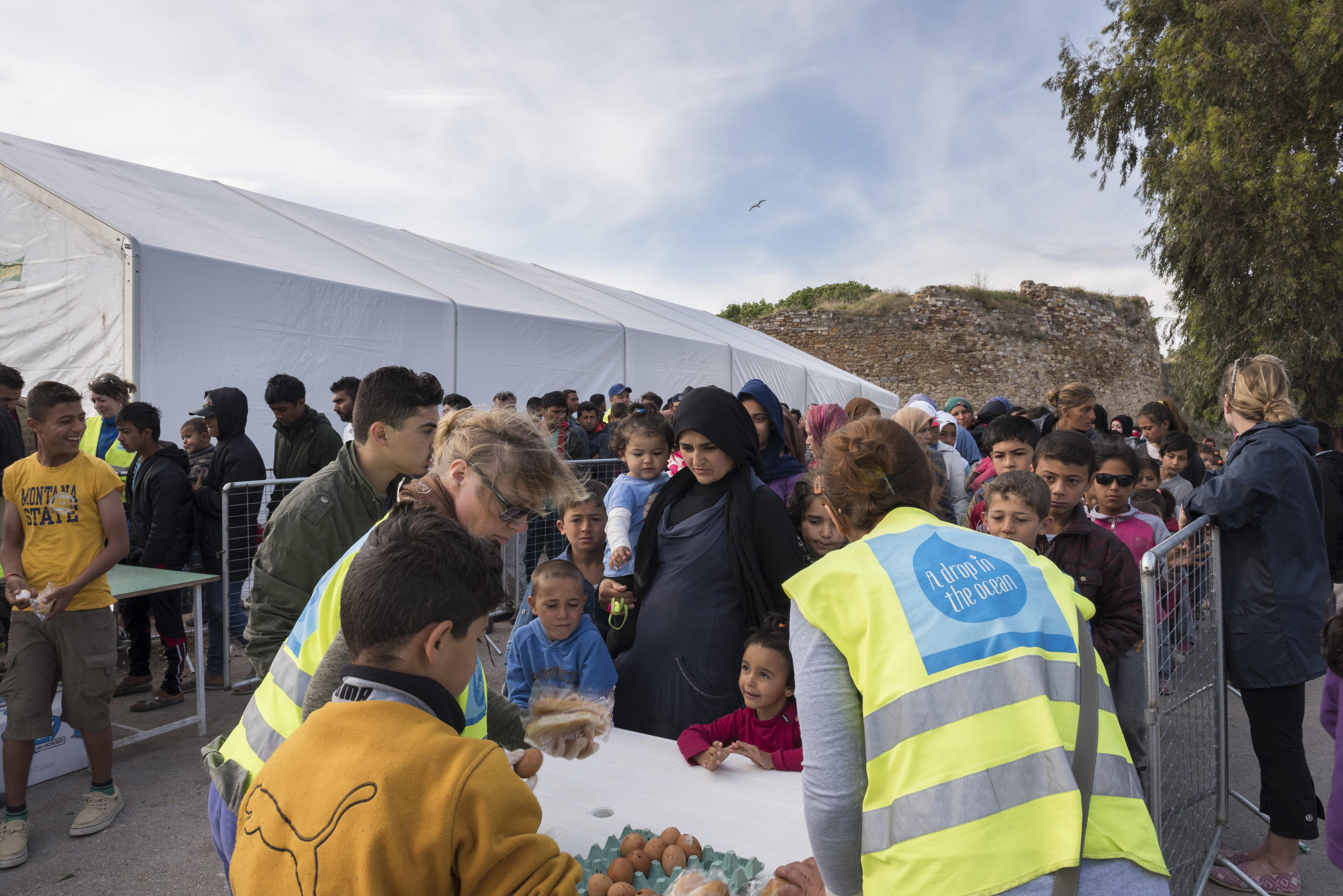 تجربة المتجر والنقاط البديلة للعملة محاولة لمحاكاة الحياة الطبيعية 