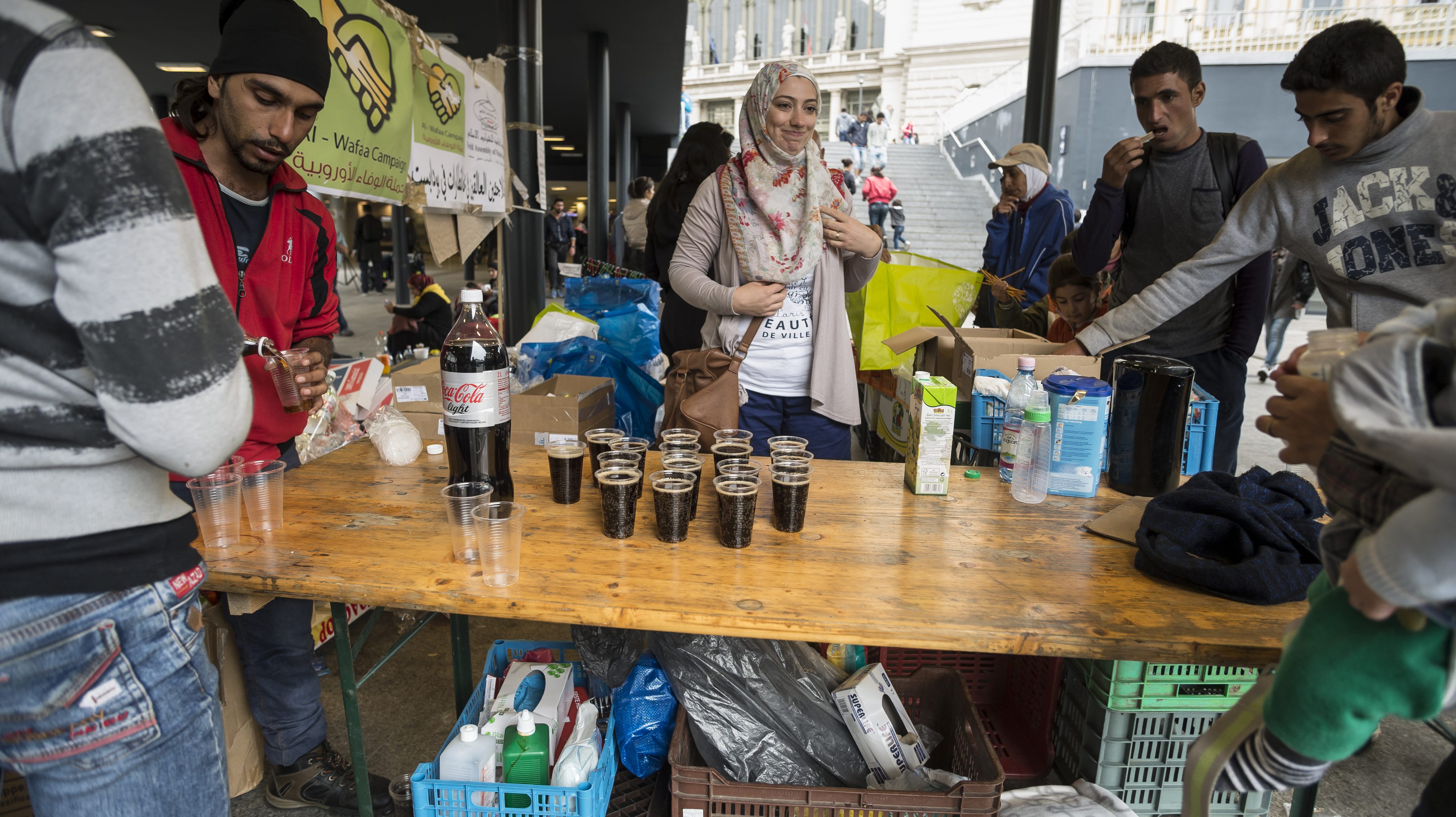 طريقة تقديم المساعدات تؤثر كثيراً في مشاعر اللاجئين 