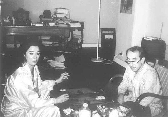 كيف التقى حمدي قنديل نجلاء فتحي