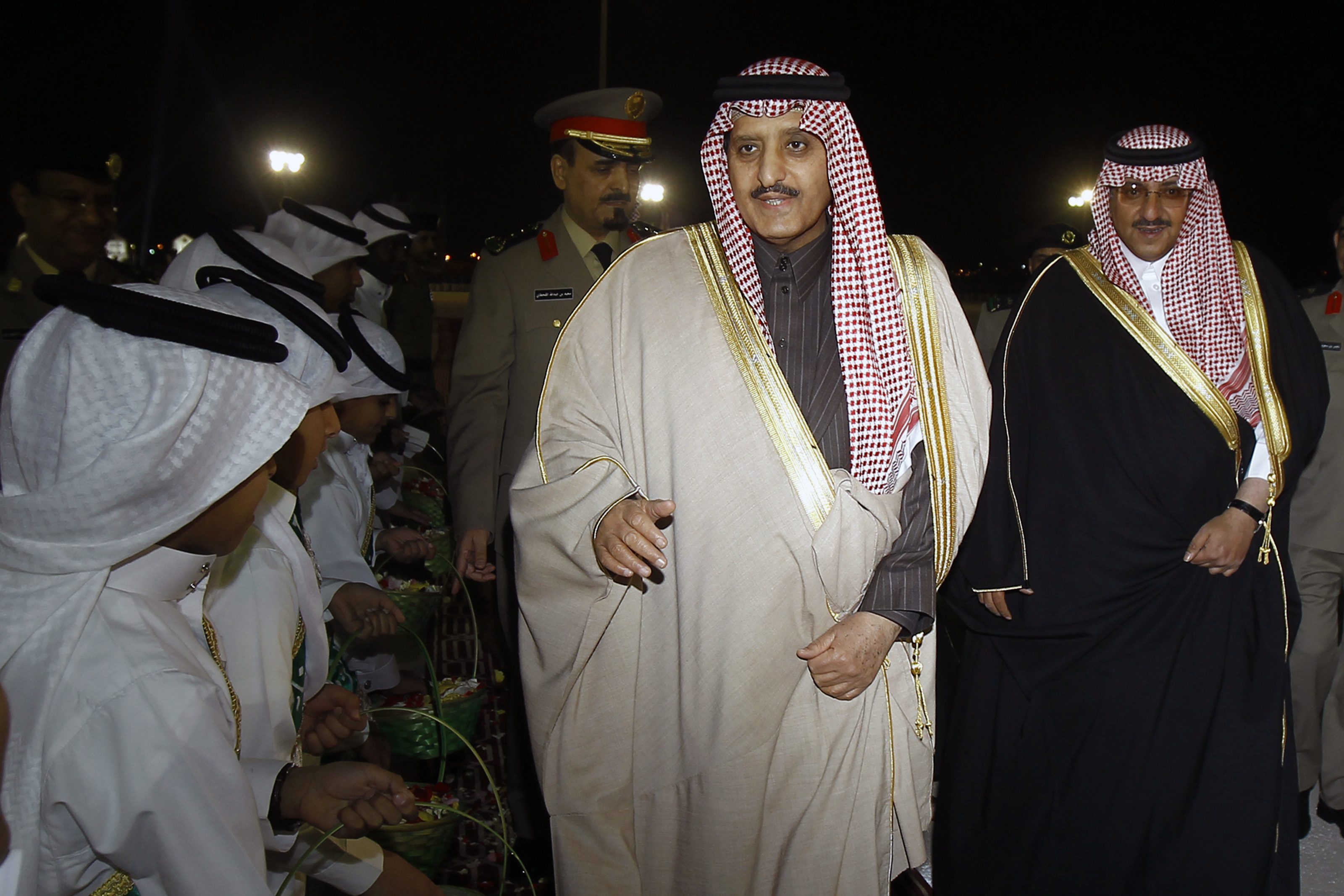 عودة الأمير أحمد بن عبد العزيز شقيق الملك كانت إحدى مظاهر التغييرات في السياسة الداخلية السعودية
