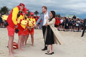 سبب اختيار ميغان ماركل اللون الأزرق الغامق