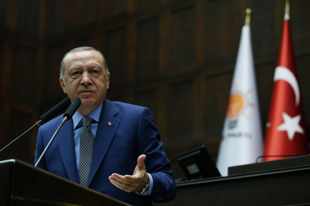 مَن قتل خاشقجي لا بد أن يكون قد تعاطى الهيروين.. أردوغان يكشف رد فعل مسؤول الاستخبارات السعودي حين استمع للتسجيلات