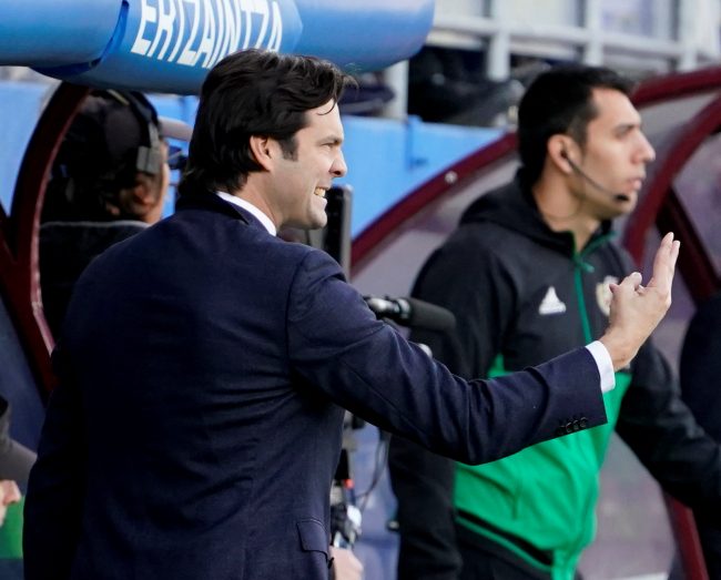 قبل قمّة ريال مدريد وروما.. قرارات جذرية منتظرة من المدرّب سولاري