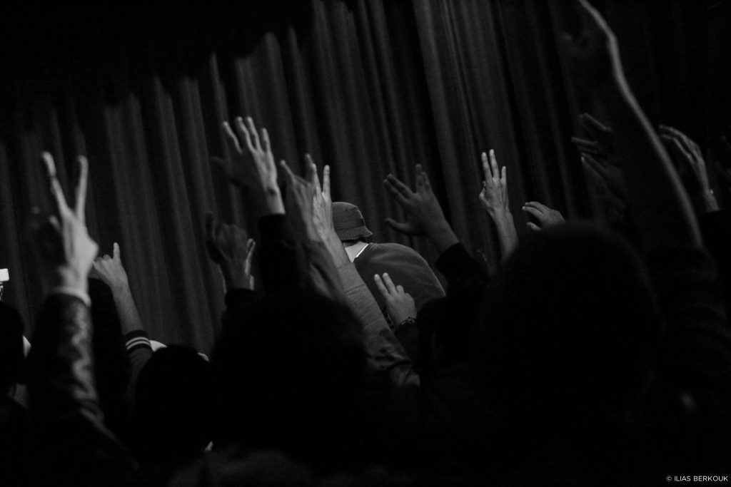 تفاعل الحضور مع مغنّي الراب المغربي "نيسيو"