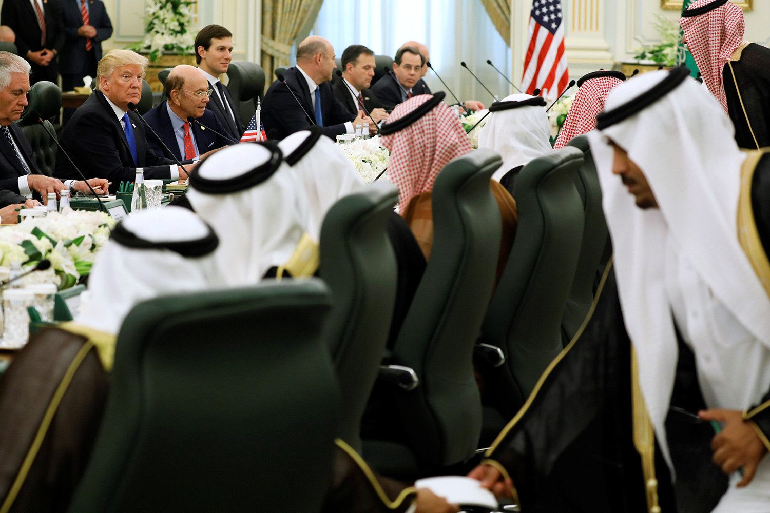 الرئيس الأمريكي خلال زيارته للرياض في أيار/ مايو ٢٠١٧