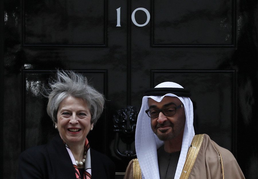 ولي عهد أبو ظبي محمد بن زايد ورئيسة وزراء بريطانيا تيريزا ماي