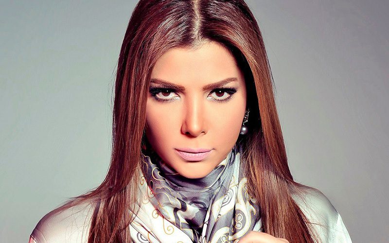 أصالة نصري تهاجم عيسى المرزوق