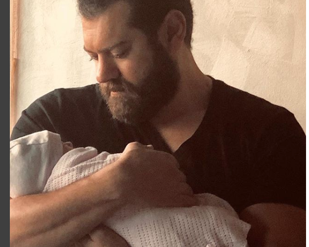 كندة علوش تضع مولدتها