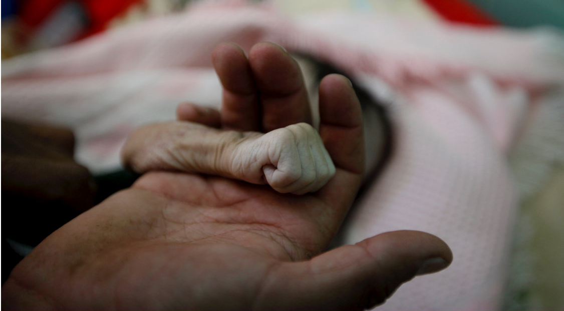 هل تتراجع بريطانيا وأميركا عن «الصفقة الشيطانية»؟.. فايننشال تايمز: الأوضاع لا تتحمل غض الطرف عن حرب اليمن مقابل الاقتصاد