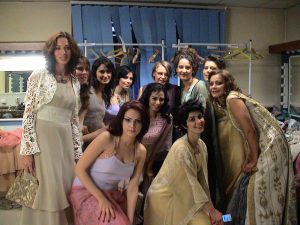 المصممة الألمانية خلال عرض أزياء تابع للأونروا