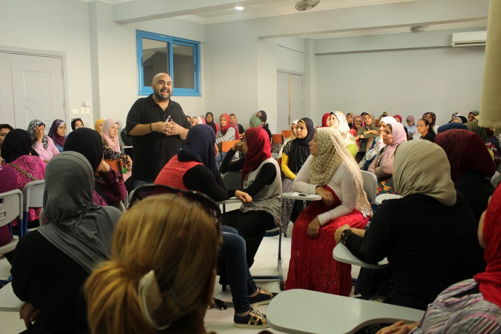 خلال إحدى دورات محاربة التنمر في مصر