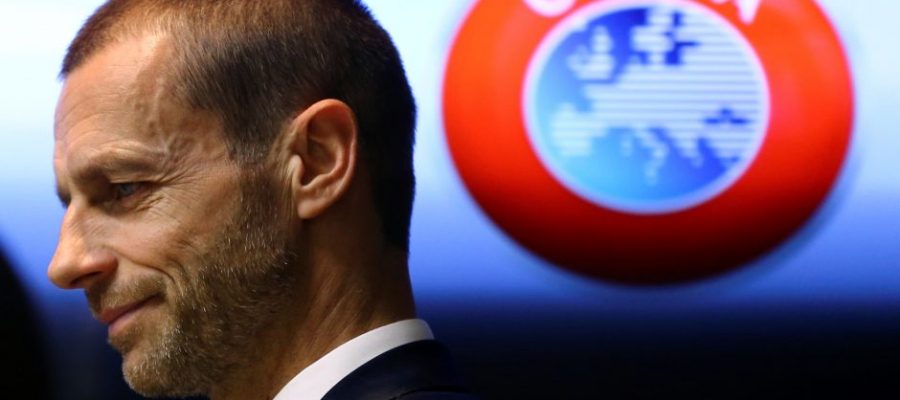 إطلاق السوبرليغ الأوروبي سيصيب رئيس الاتحاد الأوروبي لكرة القدم السلوفيني آلكسندر تشيرفين في مقتل (رويترز) (رويترز)