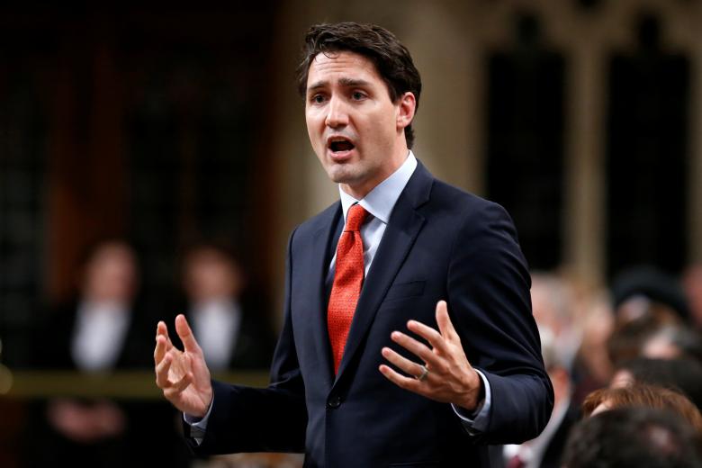 جاستن ترودو يعتذر عن أكله الشوكولاته في البرلمان