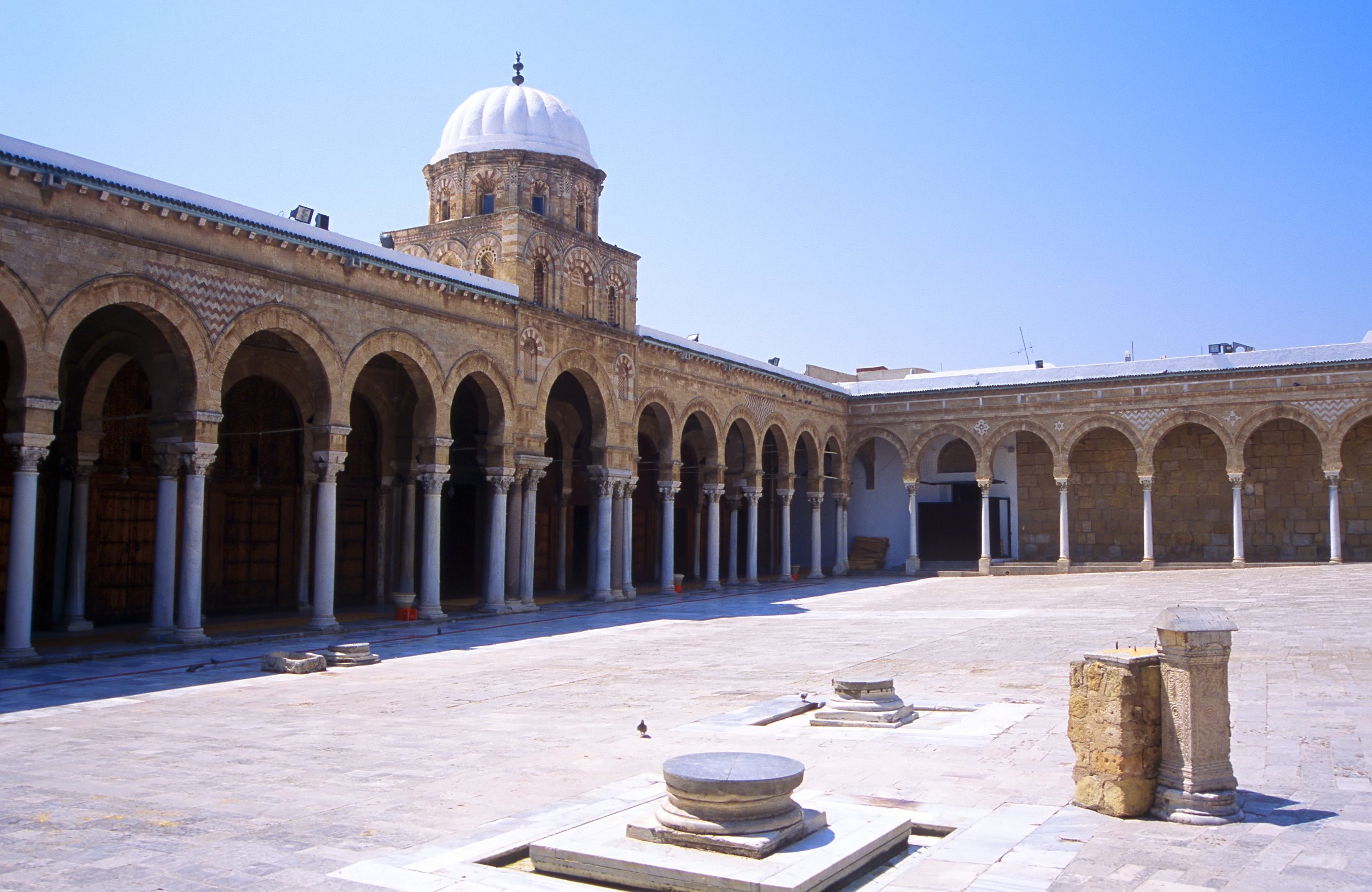 الجامع الكبير في مدينة القيروان التونسية (iStock)
