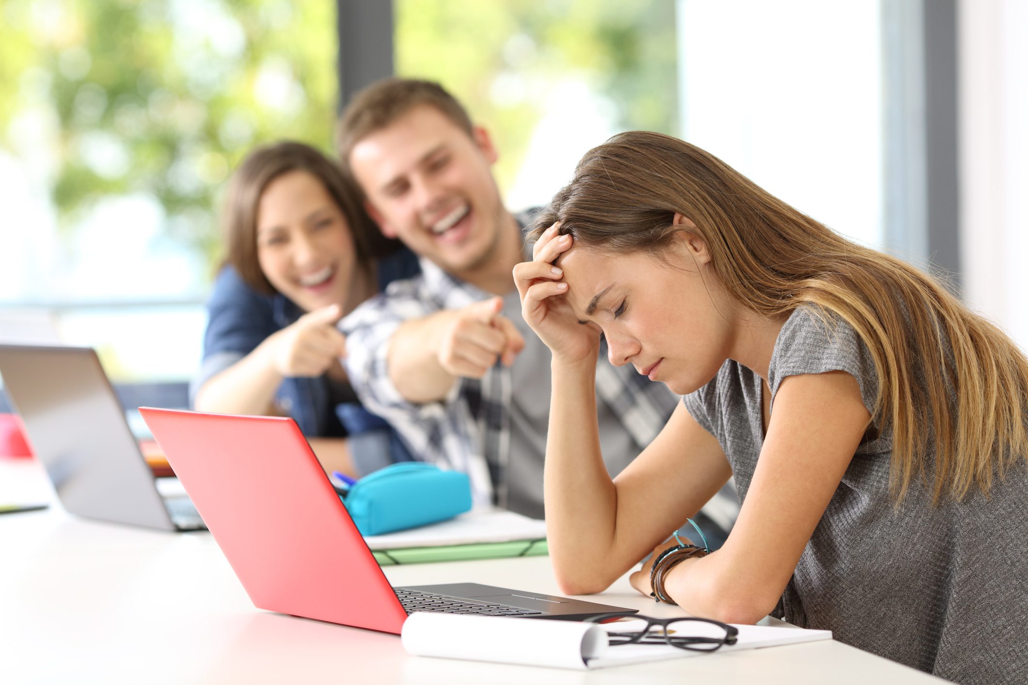 الدراسة يمكن أن تسهم في تحسين بيئات العمل/ISTOCK