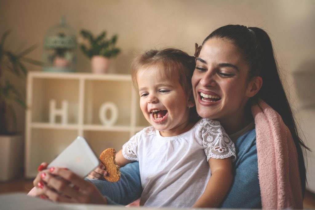 الهواتف المحمولة تتسبب في الإصابة بالسرطان