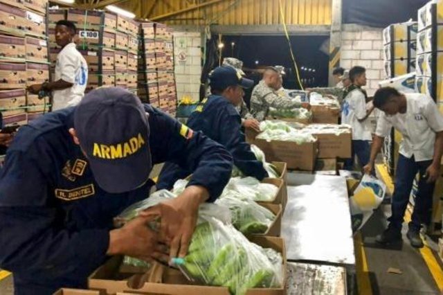 عناصر من البحرية الكولومبية خلال عملية مصادرة 5,2 أطنان من الكوكايين في ونطقة أورابا في 6 مارس 2018