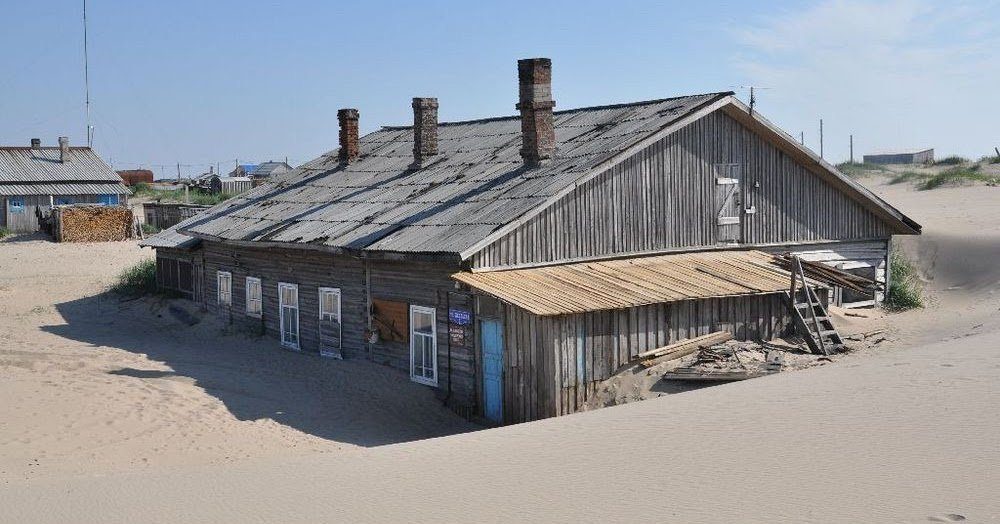 القرية الروسية المدفونة تحت الرمال