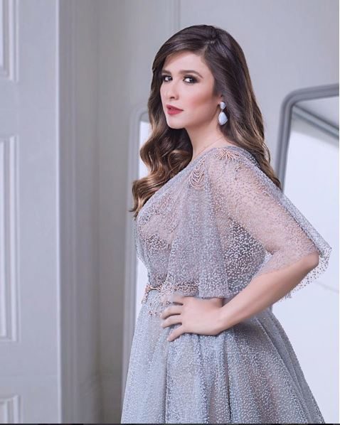 ياسمين عبدالعزيز تنفصل عن زوجها.. أخفت الخبر لأكثر من عام وفضحه زواج طليقها من فنانة أخرى وإنتاجه مسلسلاً لها