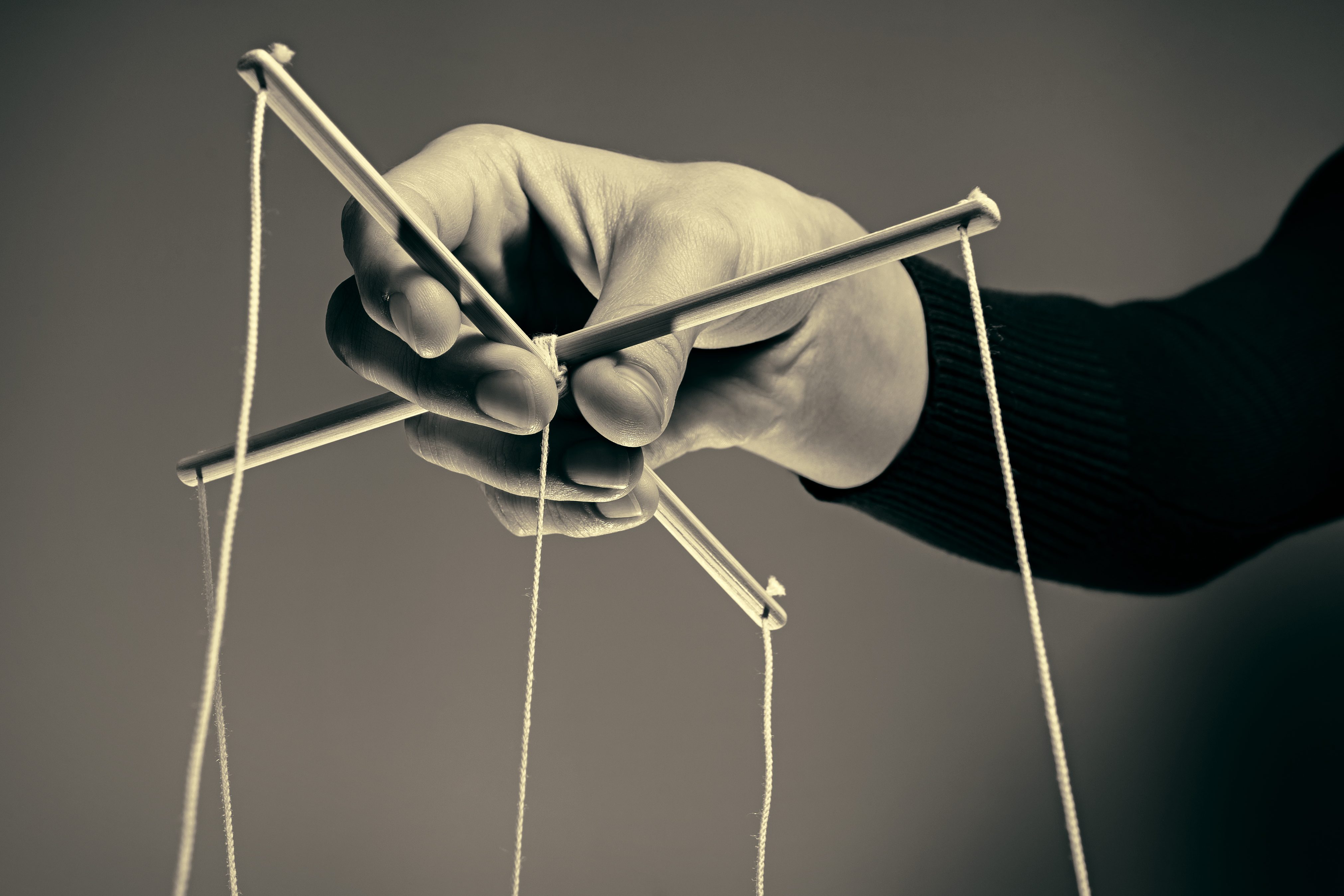 دراسة على 13 دولة في أميركا اللاتينية تكشف كيف تضررت الديمقراطية