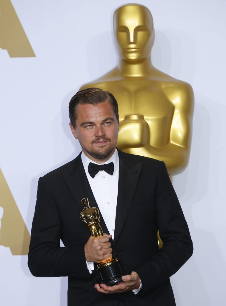 بأمرٍ قضائي.. على ليوناردو دي كابريو إعادة جائزة الأوسكار إلى الأكاديمية مرة أخرى