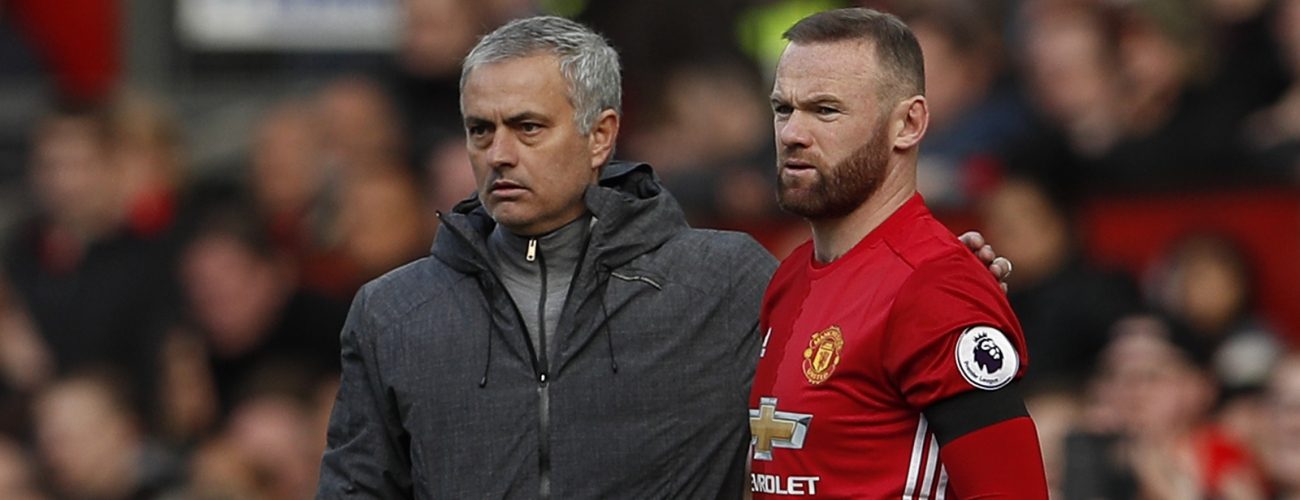 روني يهاجم مورينيو